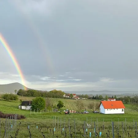 Istvándy Birtok * Kaptalantoti